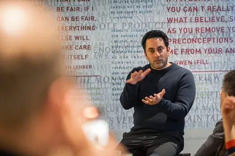 Shiv Singh in an intimate workshop setting